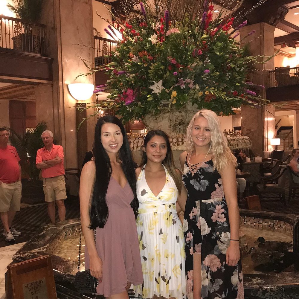 Meet your Posher, Elizabeth